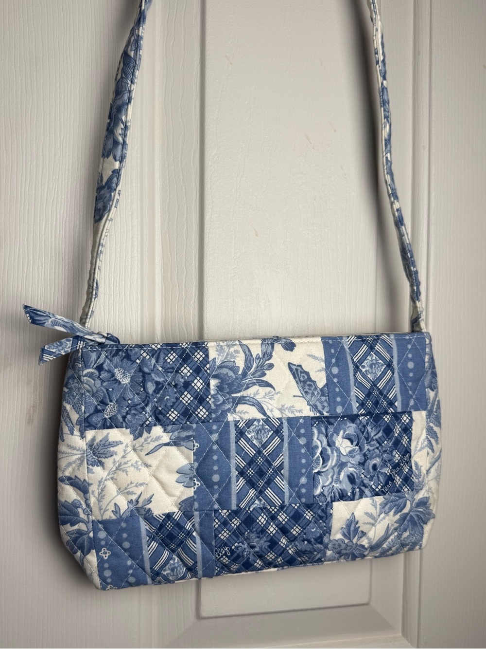 NWOT Vera Bradley Blue Toile Patchwork Shoulder Bag